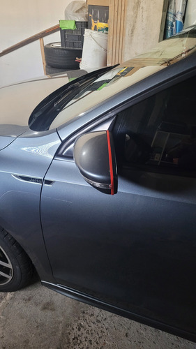 Volkswagen Jetta 2.0 Comfortline Flex 4p Automática