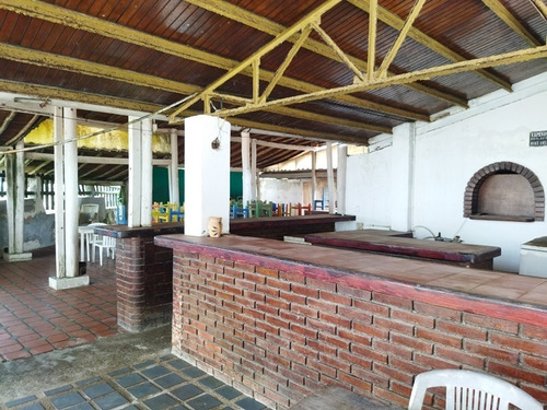 Imagen 13 de 18 de Infraestructura De Hotel Frente A Playa El Agua, 92 Hab, Para Remodelar Y Equipar.