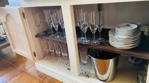 Casa Dumbus Gran Casa Pinamar Centro 14 Personas + Cuna, Pet Friendly, Parrilla, Parque, Metegol, Wifi Fibra 300mega Eventos