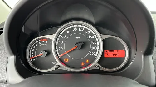 Mazda 2 15HM1C MT