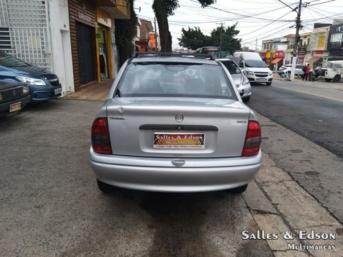 Gm - Corsa Sedan Wind 1.0 Alcool 2001