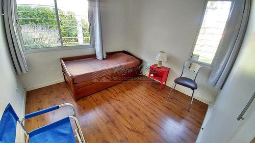 Casa En Venta Playa Mansa 3 Dormitorios- Ref: 6057