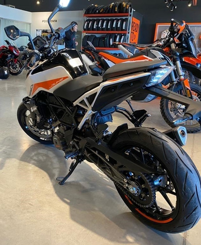 Motocicleta Ktm Duke 390 2021 0km Blanca
