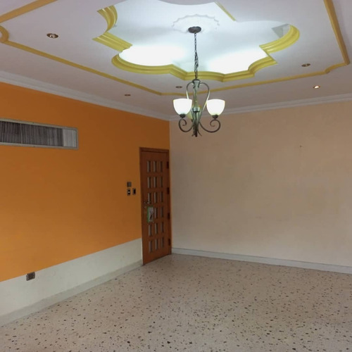 Imagen 17 de 18 de Casa En Alquiler Calle Cerrada En El Trigal Norte, Valencia Enero 2023 - Gh