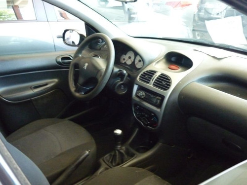Peugeot 206 1.4 Confort 75cv 2012