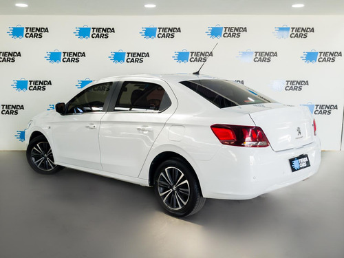 Peugeot 301 1.6 Allure