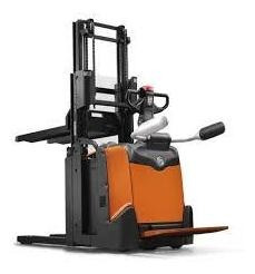 Apilador Bt Toyota Spe160, Bateria Nueva Italiana