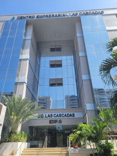 Venta Local En Centro Empresarial Las Cascadas, Lechería 