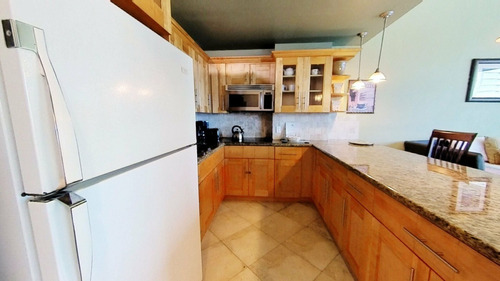Castle Beach Resorts, Collins Ave 5445, Mid Miami Beach