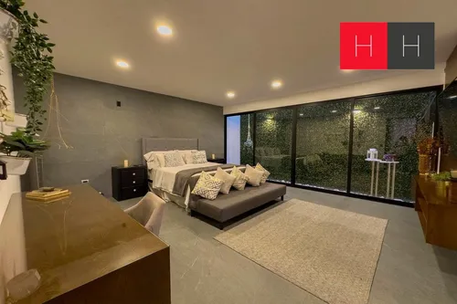 Casa En Venta En Lomas De Angelópolis Iii
