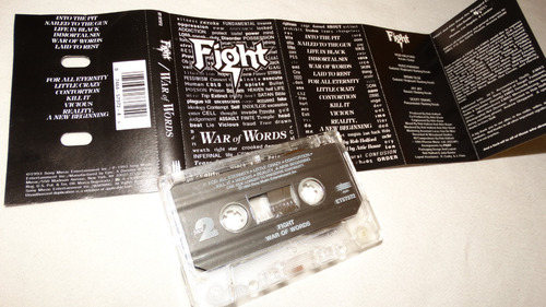 Fight - War Of Words (epic) (tape:ex - Inserto:ex)