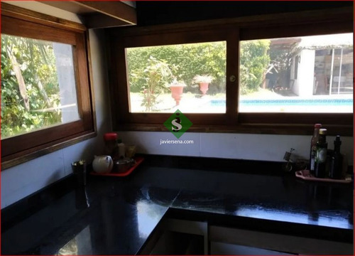 Venta Y Alquiler De Casa En Pinares, 4 Dormitrorios, 3 Baños, Piscina, Buen Lugar.- Ref: 168100