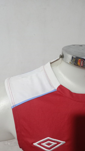 Camiseta Musculosa Argentinos Juniors 2019 Umbro Roja (Usado)