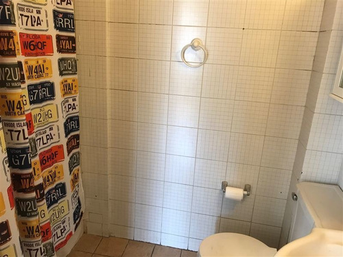 Casa En Venta De 5 Dorm. En Las Condes