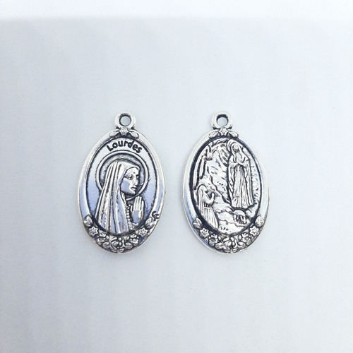 Medalla Religiosa Virgen De Lourdes Fantasía 