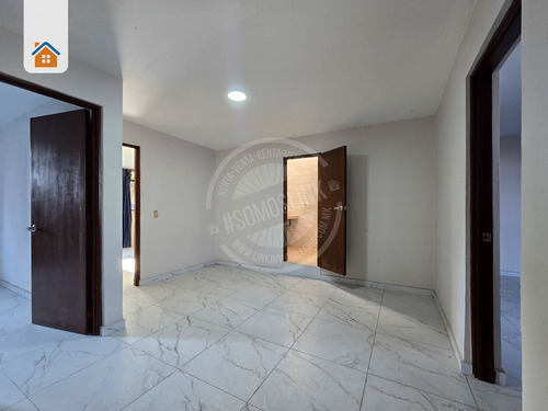 Casa En Venta Con Uso De Suelo Mixto En Ladron De Guevara Guadalajara Jalisco.
