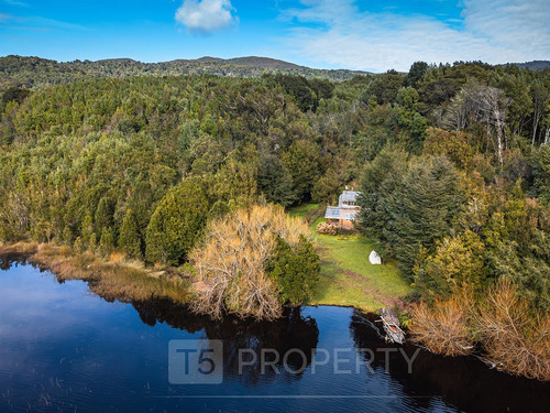Parcela 8000 M2 En Lago Huillinco, Chiloe. Región Los Lagos