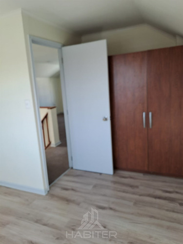 Casa En Arriendo De 4 Dorm. En Valles Del Country Talca