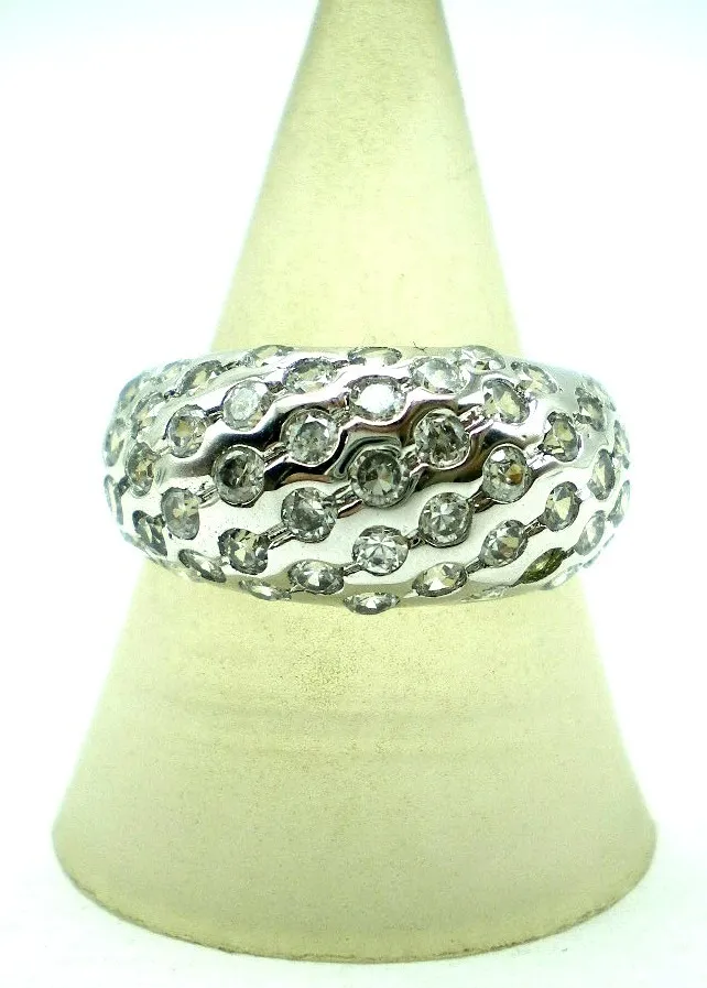 Anillo De Plata 925 Y Zafiros Blancos Art58685