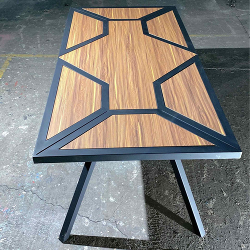 Mesa Comedor Para 8 Personas Base De Metal Acabado En Madera