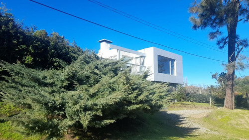 Casa En Venta Con Pileta Abierta En Rincón Del Indio, Maldonado, Uruguay.