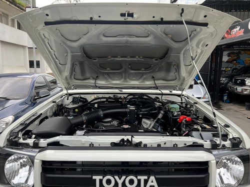 Imagen 17 de 17 de Toyota Machito 2022 70aniversario