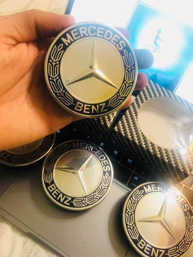 Insignia Para Centro De Ruedas - Mercedes Benz