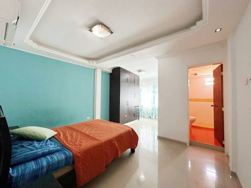 Josseyris Jimenez Vende Casa En Safari Country Club Carabobo