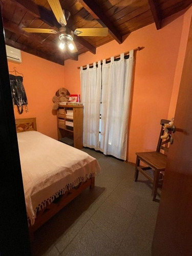 Imagen 9 de 14 de Chalet De 6 Ambientes En Venta - Castelar Norte