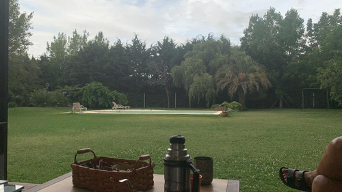Quinta Quinta En Venta - 4 Dormitorios 3 Baños - 13.500mts2 - Esteban Echeverria