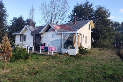 Venta De Terreno Con Cabañas En Castro
