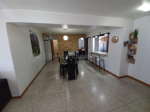 Imagen 8 de 27 de Mls#23-20296. Se Vende Apartamento En La Urbanización El Llanito. A.a