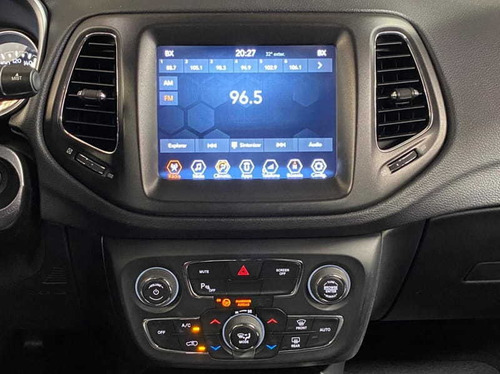 Imagem 9 de 15 de Jeep Compass Longitude 2.0 Flex Aut 2018