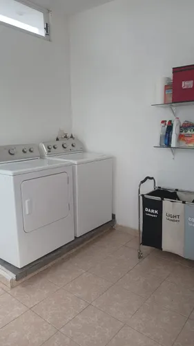 A Minutos De La Uvm Y Walmart Paraíso Casa En Conjunto Horiz