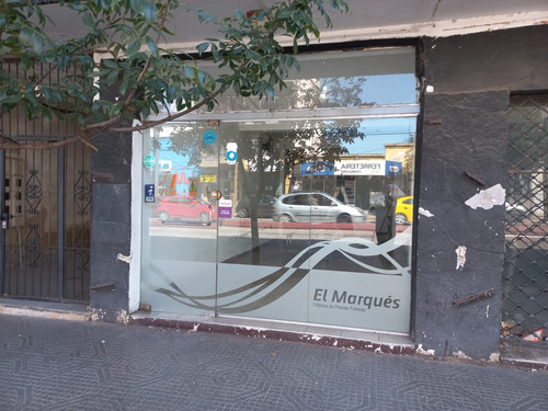 Local 40m2 Av Colon 1478, Alberdi