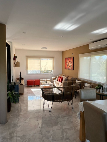 Casa En Alquiler En Barrio Santa Rita Fondo A La Laguna