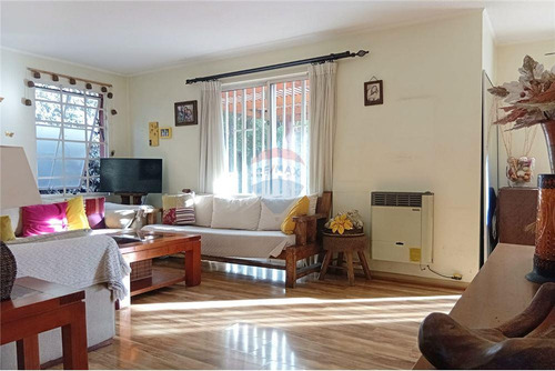Espaciosa Casa 3d+3b En Lo Campino