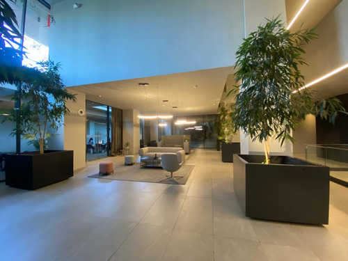 Excelentes Oficinas En Planta Libre En Lo Barnechea