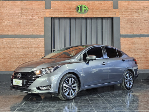 Nissan Versa 1.6 Advance Cvt