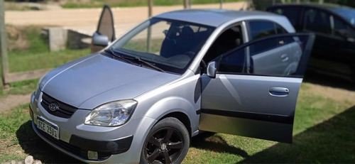 Kia Rio Automático