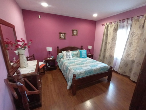 Venta Gran Casa Unica Y Exclusiva De 400m2 Sobre Lote De 10.000m2
