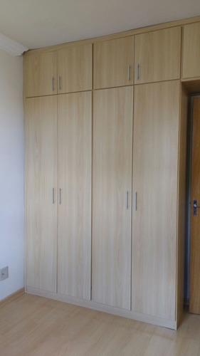 Imagem 6 de 12 de Apartamento 2 Quartos - Cabral - 1080