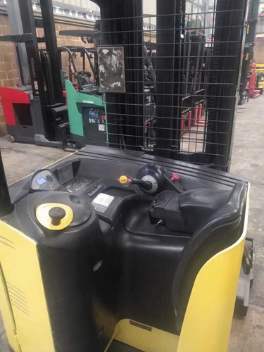 Imagen 4 de 7 de #221 Montacargas Hyster Reach Doble Pasillo Angosto