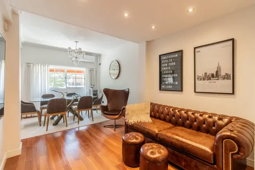 Venta De  Ph Triplex 4 Ambientes C/patio Y Pileta, Balcón  Cochera Cubierta Sin Expensas En Floresta