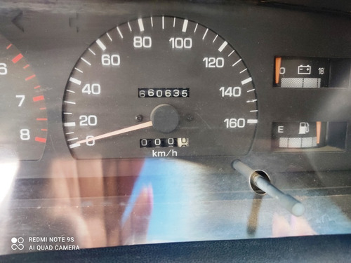 Imagen 10 de 10 de Toyota Hilux 1999 4x4 Sincrónico
