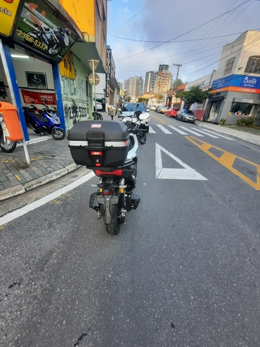 Imagem 3 de 6 de Honda Adv 150 Abs