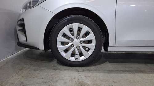 Kia Forte 2.0 L Ivt