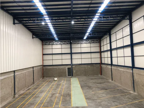 Bodegas 1 Y 4 En Venta Via Condina