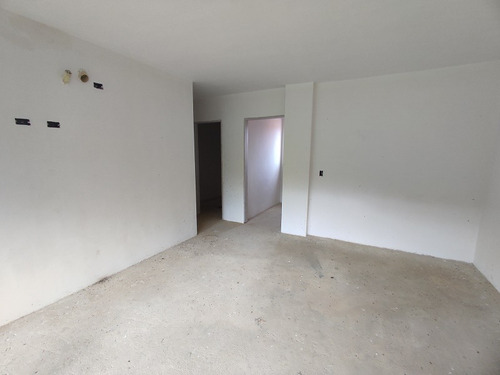 Imagen 7 de 24 de Sky Group Vende Townhouse En Terrazas De Camoruco, Valencia Atth-jc