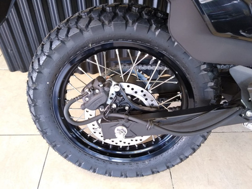 Imagen 11 de 17 de Kawasaki Klr 650 2023 Bbva 12/18 Tomamos Permuta